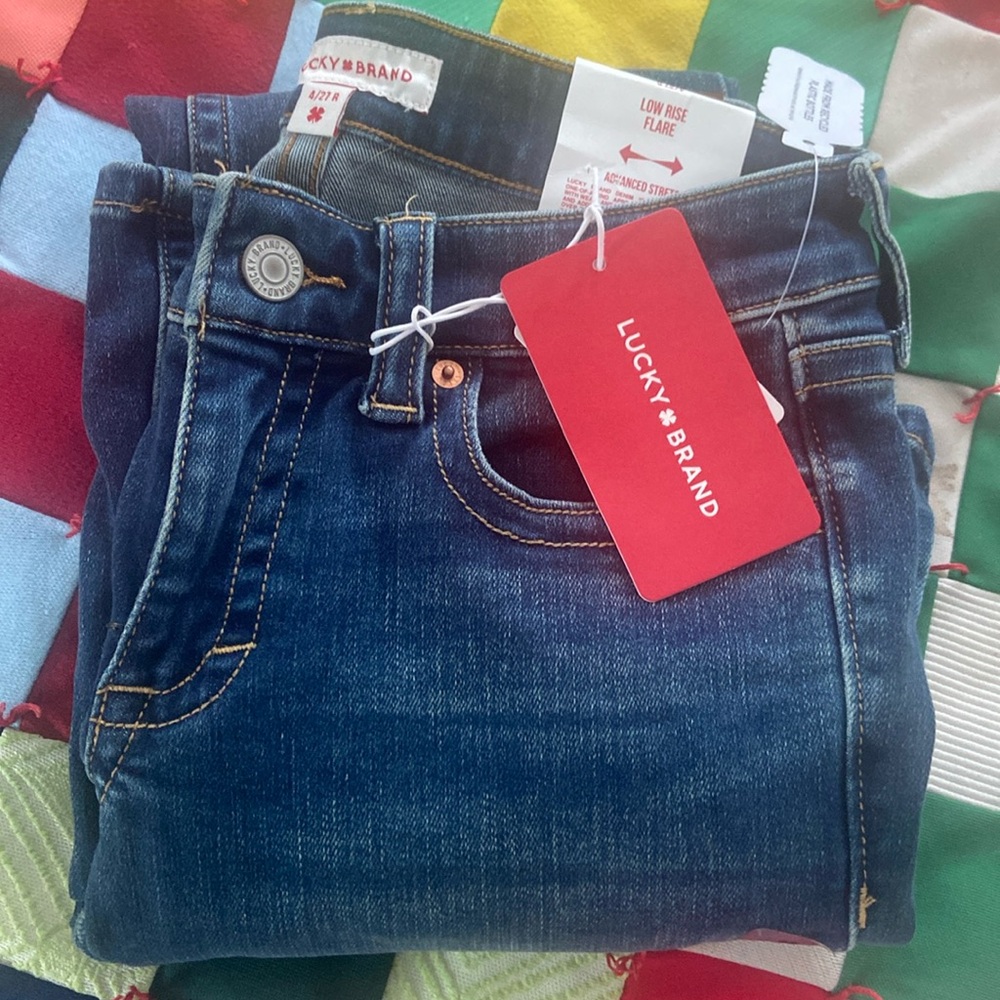NWT Lucky Brand Low Rise Flare Jean
